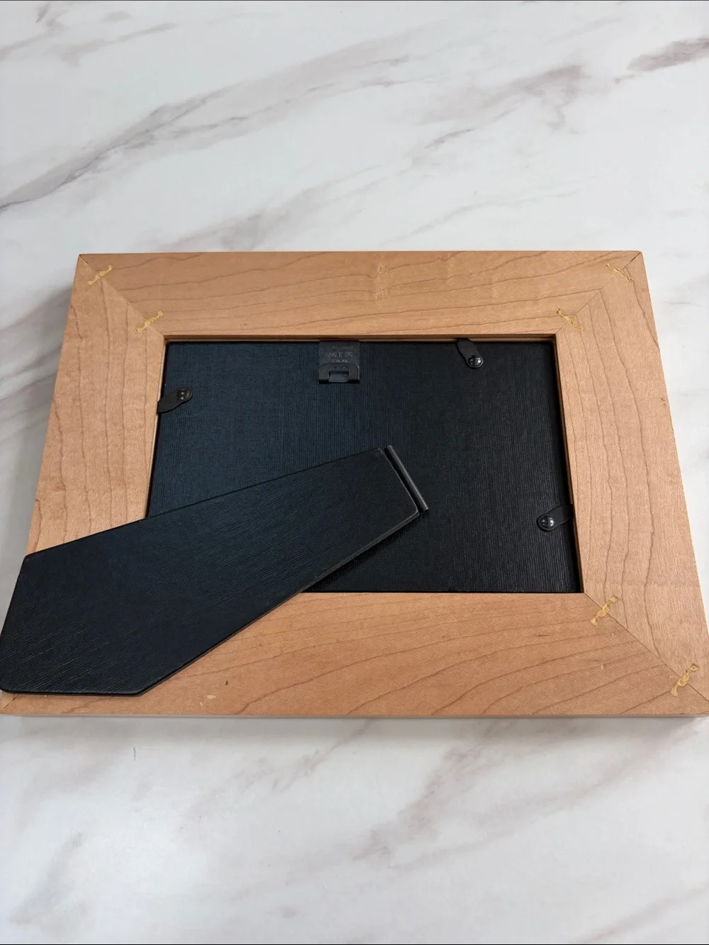 Vintage 1993 Amerigo lasercraft Mother Mom Wooden Picture Frame - 4x6